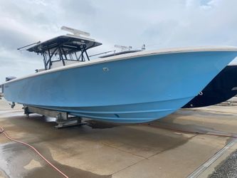 37' Seahunter 2014 Yacht For Sale